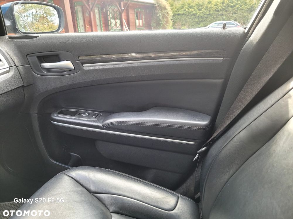 Chrysler 300 - 17
