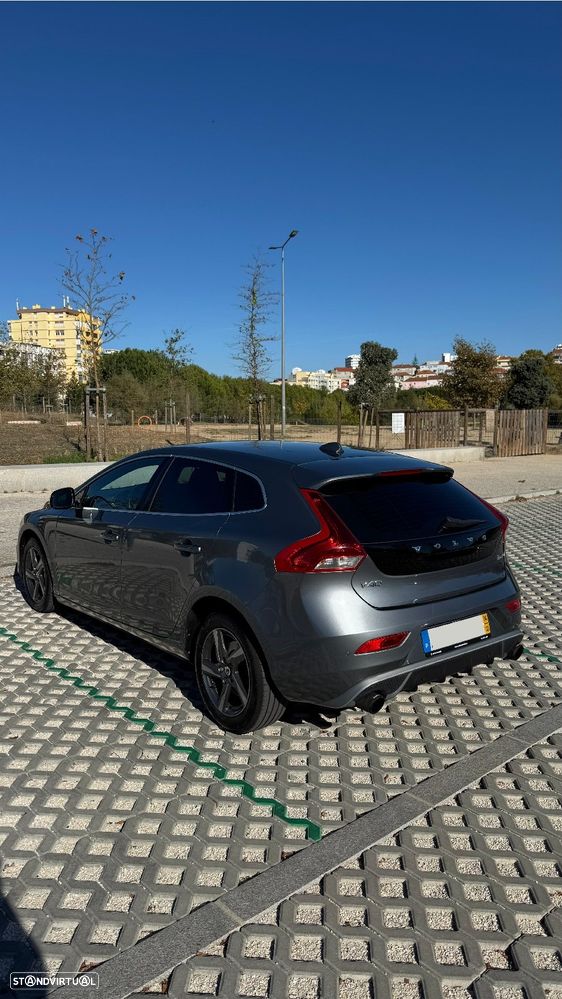 Volvo V40 - 4