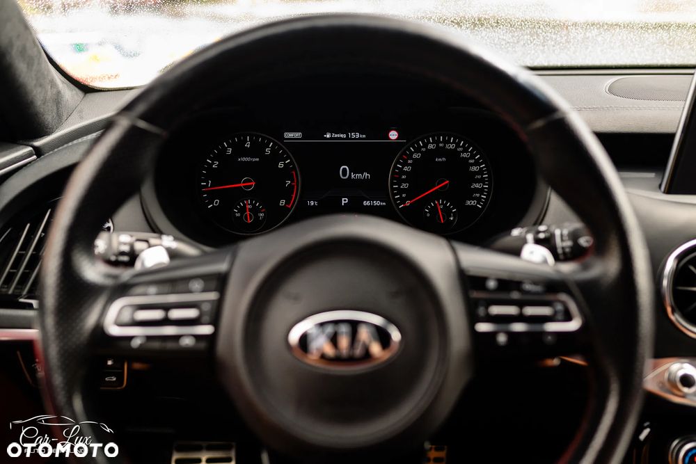 Kia Stinger 2.0 T-GDI GT Line - 21