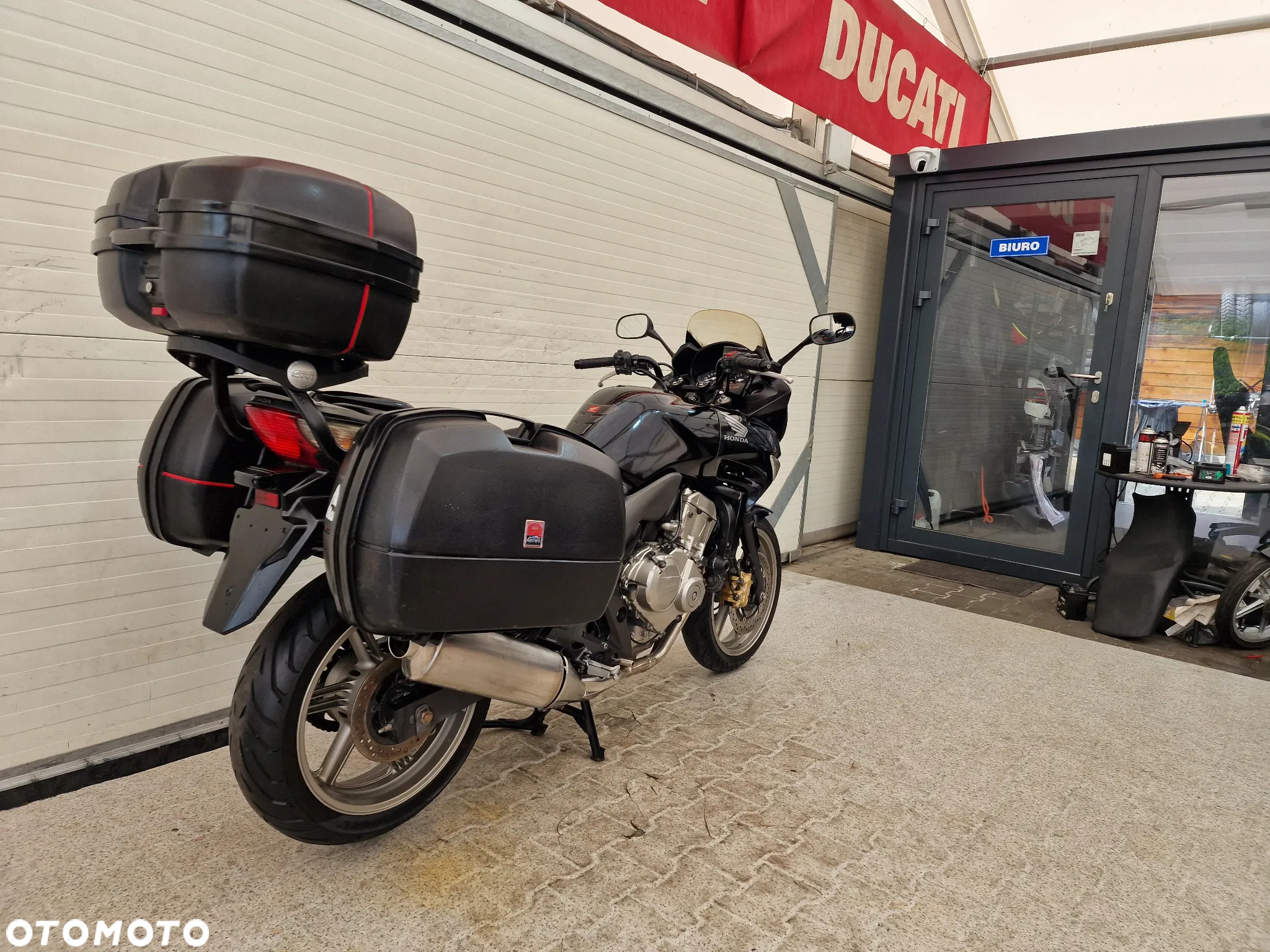 Honda CBF - 23