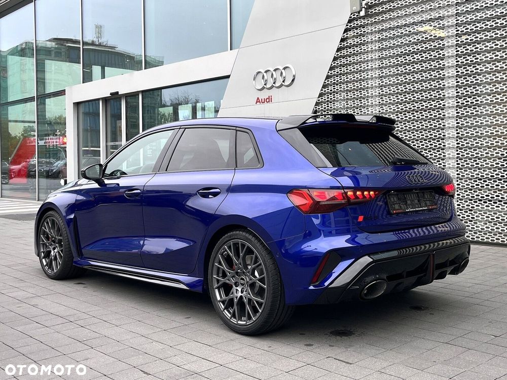 Audi RS3 Sportback - 4