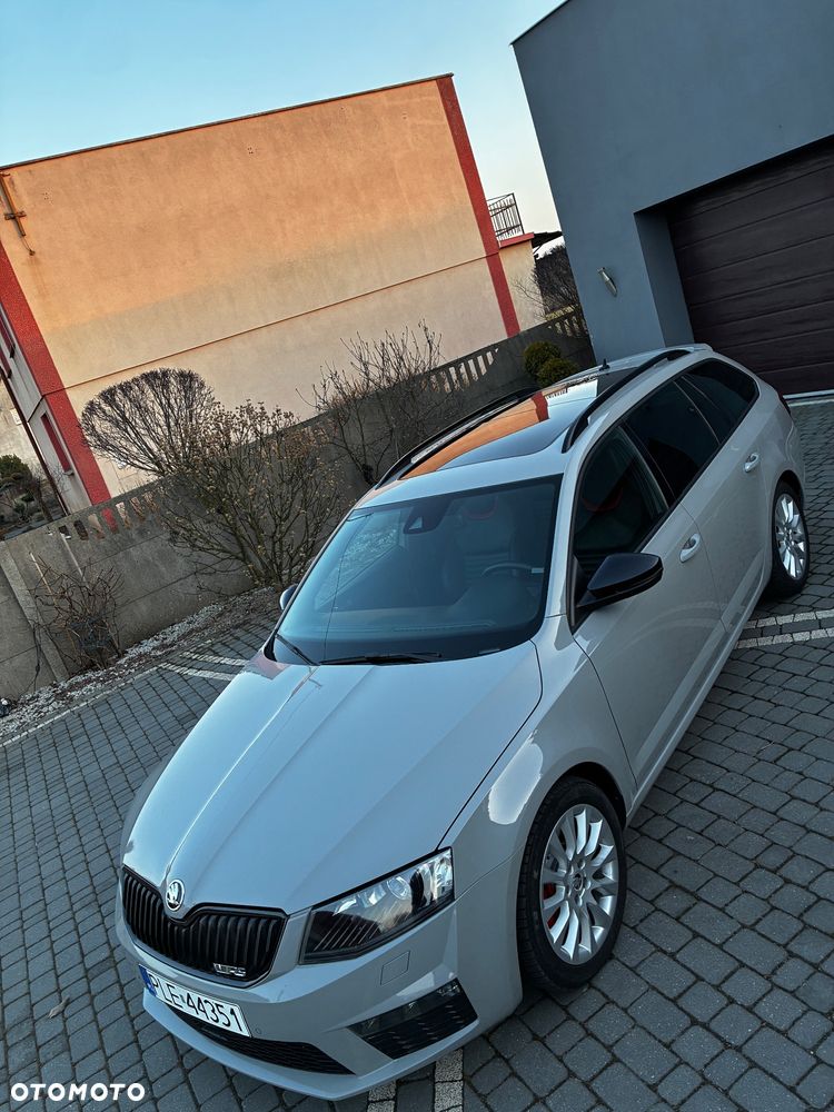 Skoda Octavia 2.0 TDI RS - 10