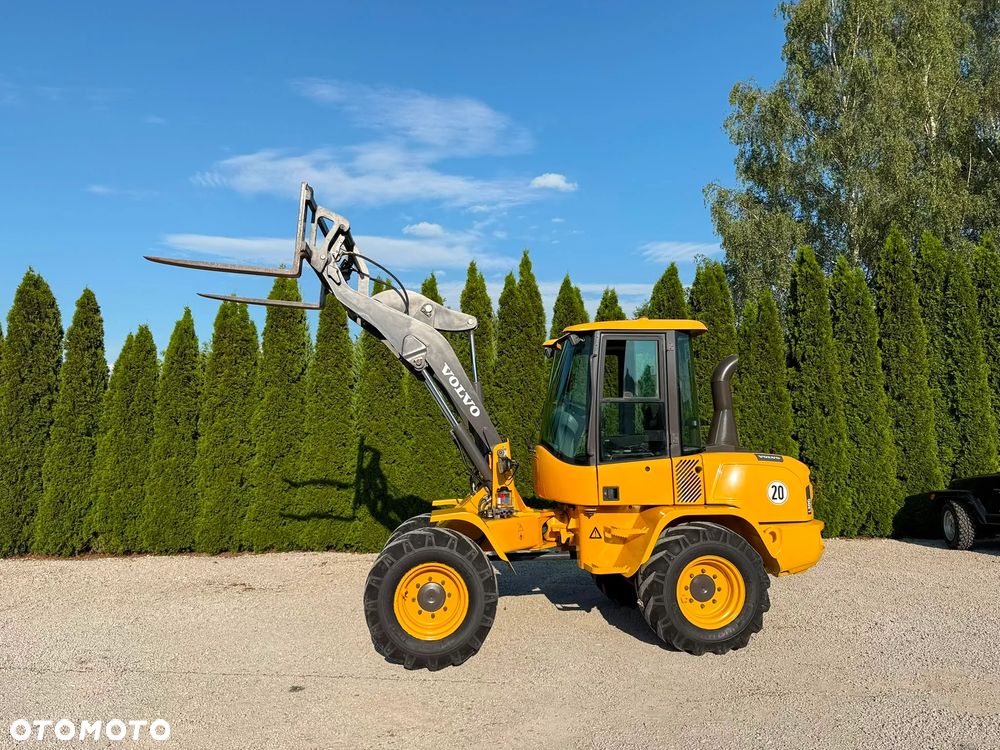 Volvo L30G / ORYGINAŁ / PIĘKNIE UTRZYMANA  / SILNA I SZYBKA / ZADBANA / SPROWADZONA Z NIEMIEC / 407 409 406 60 70 M 506 509 L30 L35 B G - 13