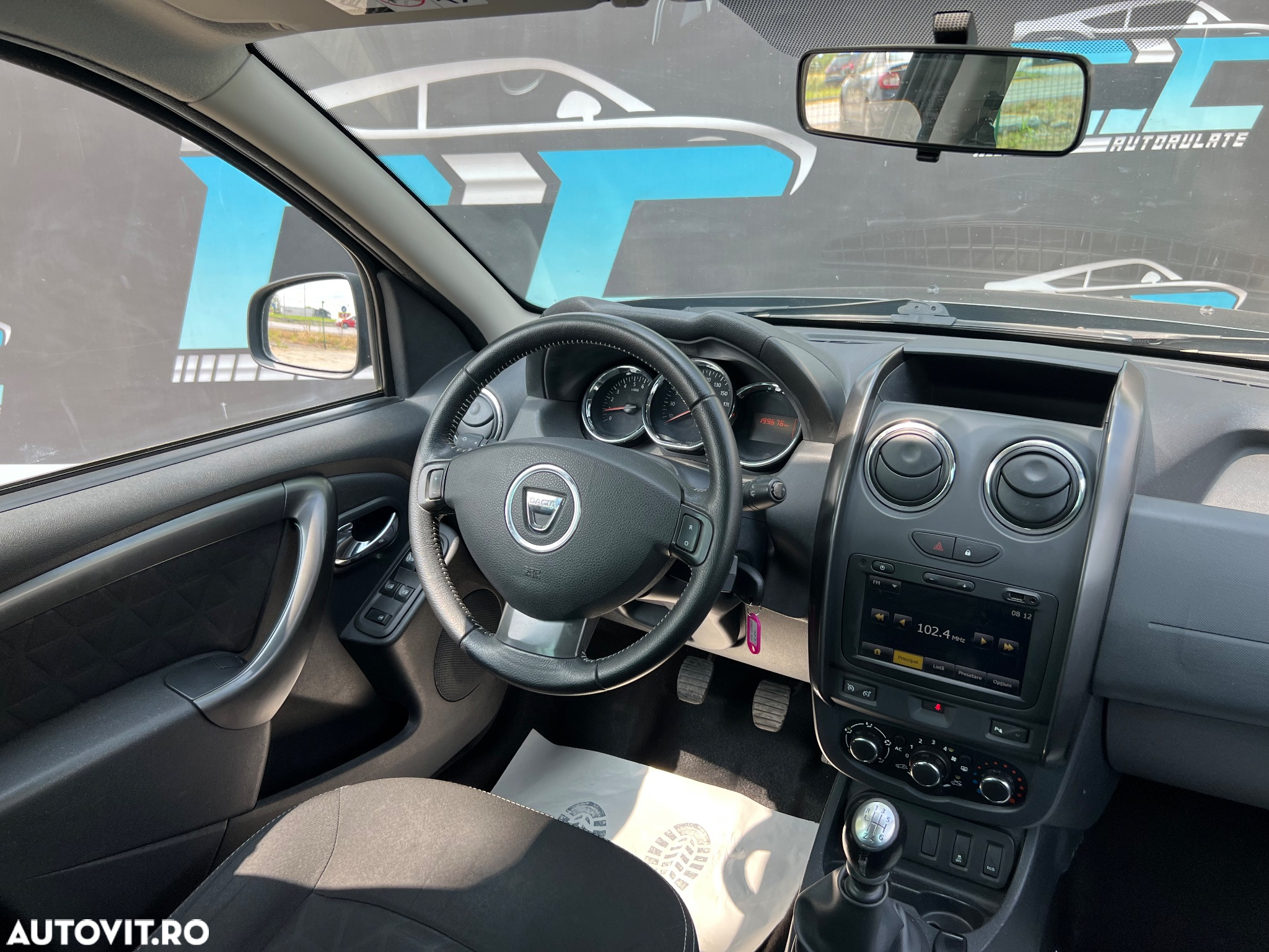 Dacia Duster 1.5 dCi 4x4 Prestige - 9