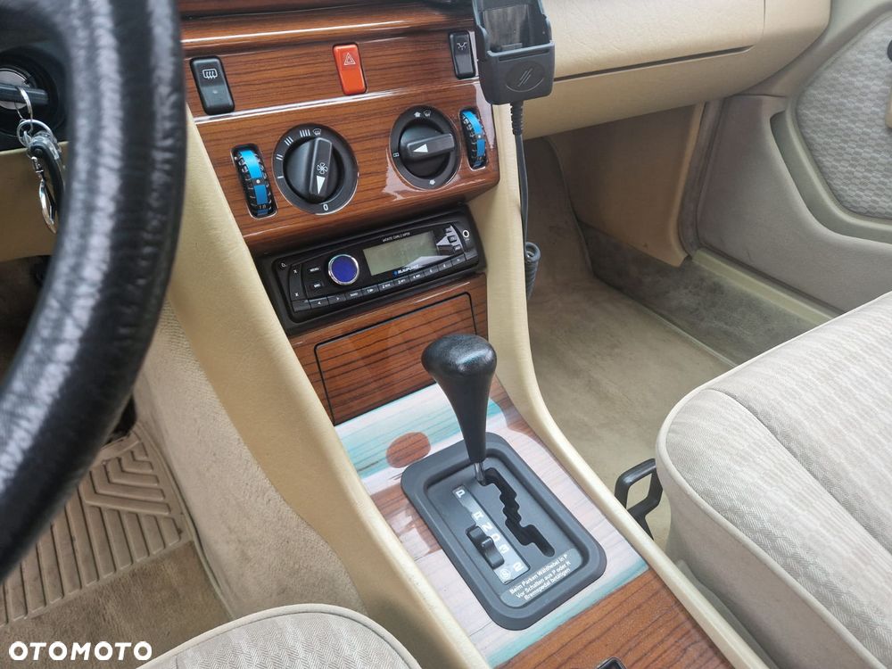 Mercedes-Benz W124 (1984-1993) - 9