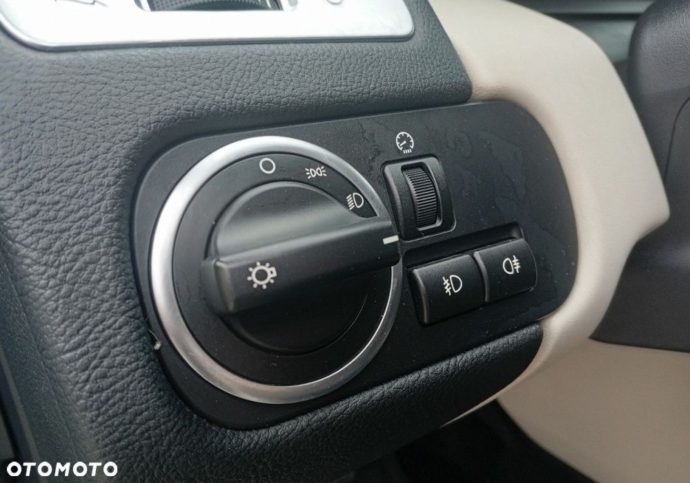 Land Rover Range Rover Sport - 25