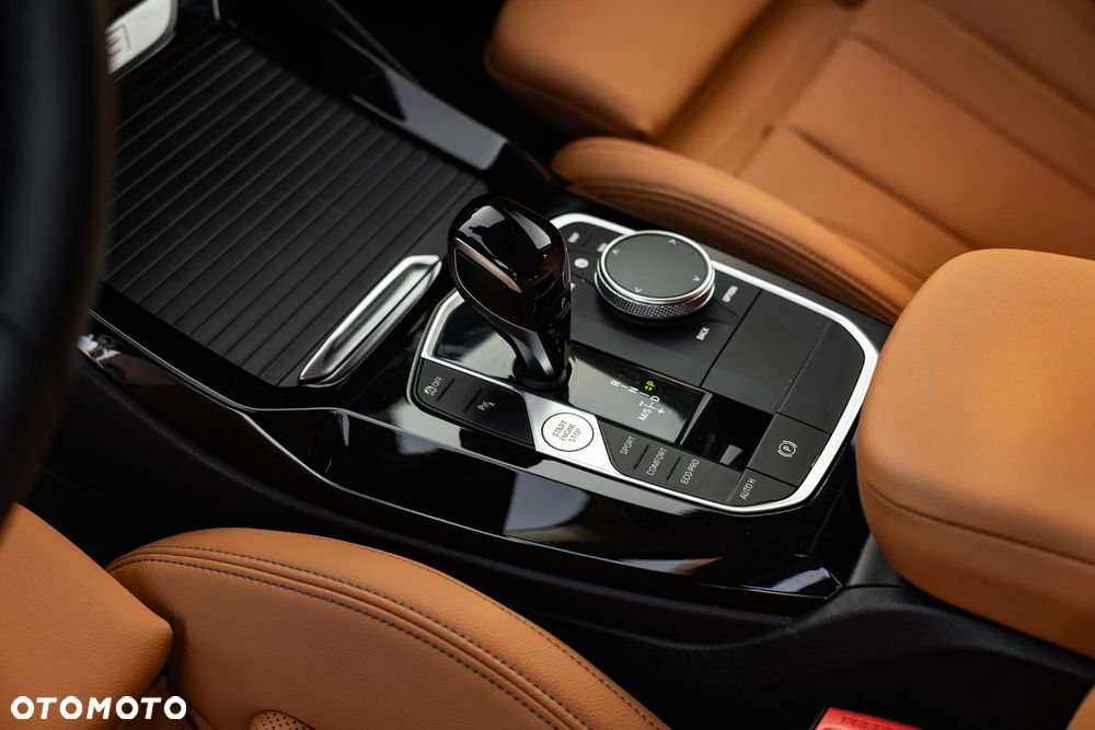 BMW X3 sDrive18d Advantage - 16