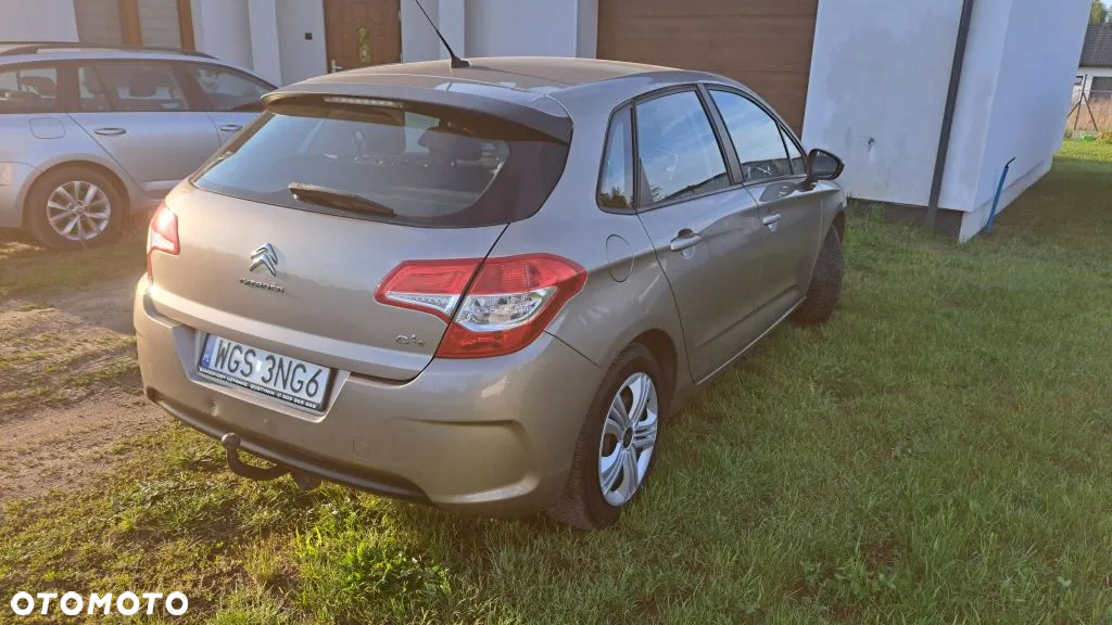 Citroën C4 HDi 90 Attraction - 3