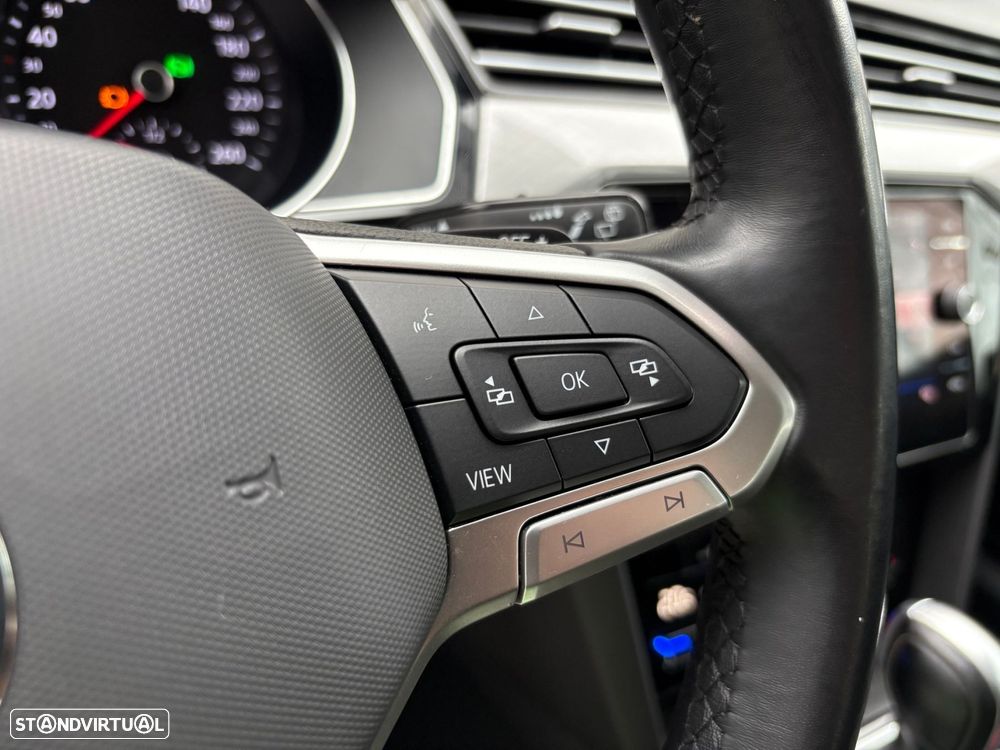 VW Passat Variant 2.0 TDi Elegance DSG - 15