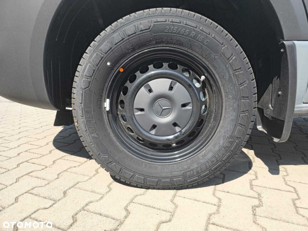 Mercedes-Benz Sprinter 317 CDI - 18