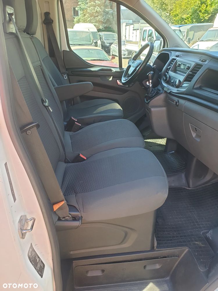 Ford transit custom - 13