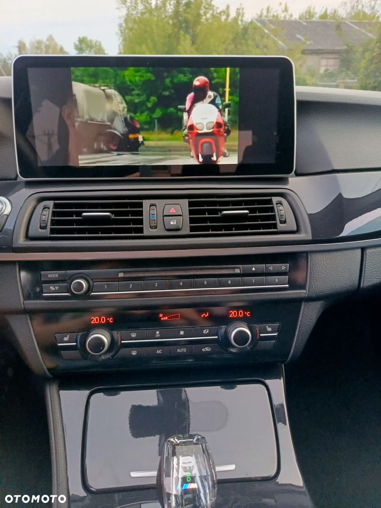 BMW Seria 5 ver-520d-touring - 21