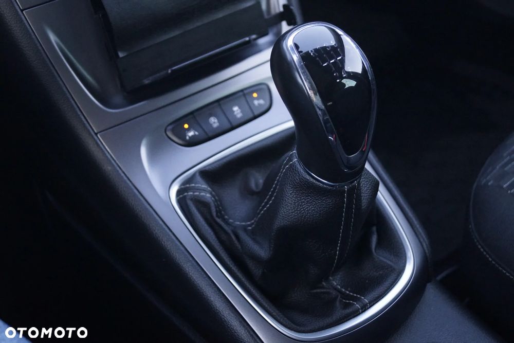 Opel Astra - 17
