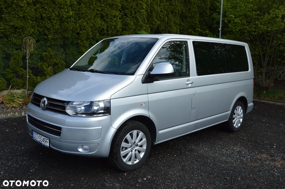 Volkswagen Multivan - 12