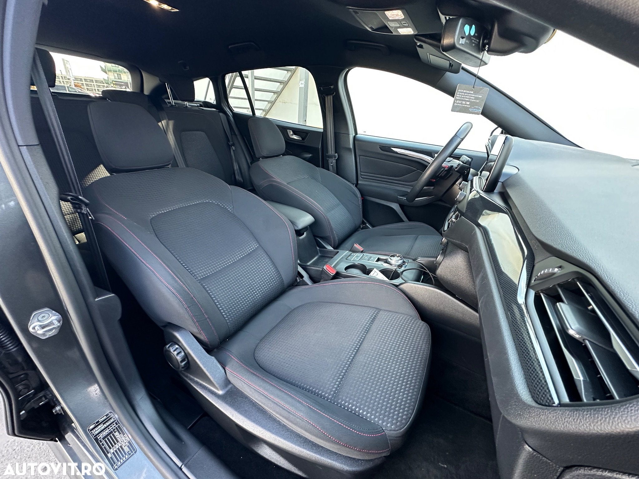 Ford Focus Turnier 2.0 EcoBlue Start-Stopp-System Aut. ST-LINE X - 10