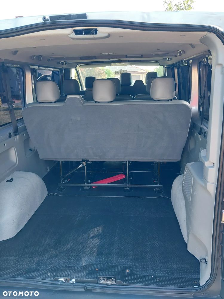 Opel Vivaro L2H1 2.9t MTA - 10