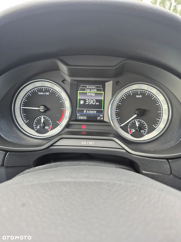 Skoda Octavia 2.0 TDI Elegance DSG - 34