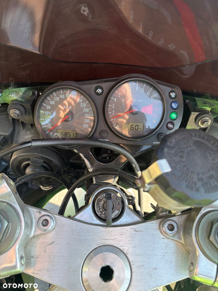 Kawasaki ZXR - 6