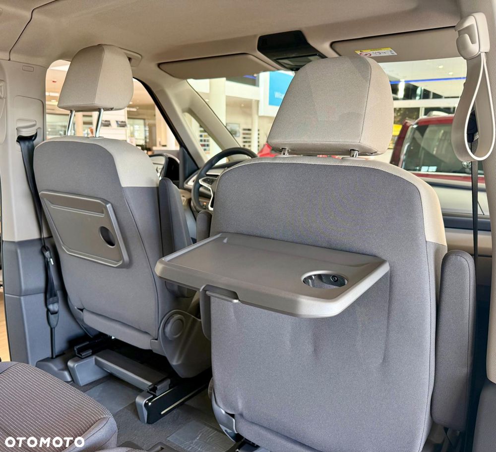 Volkswagen Multivan - 22
