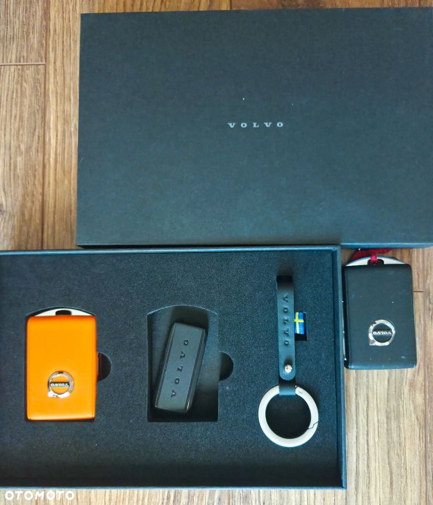 Volvo XC 40 B4 B AWD Momentum - 25