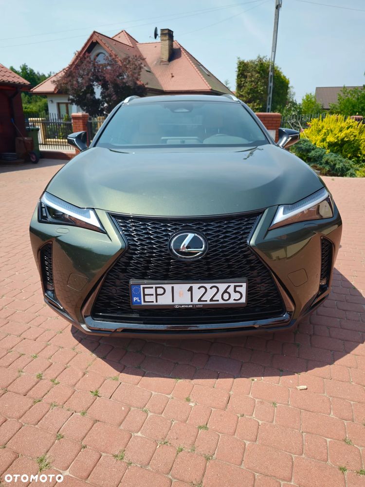 Lexus UX - 1