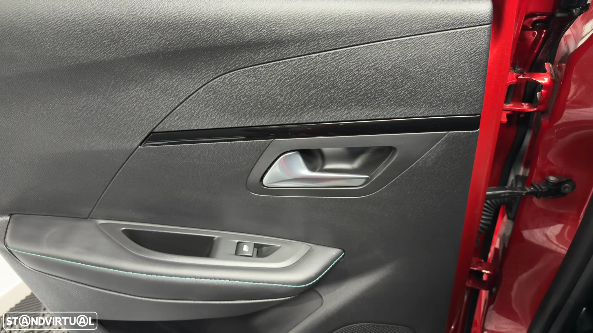 Peugeot e-208 50 kWh Allure - 14