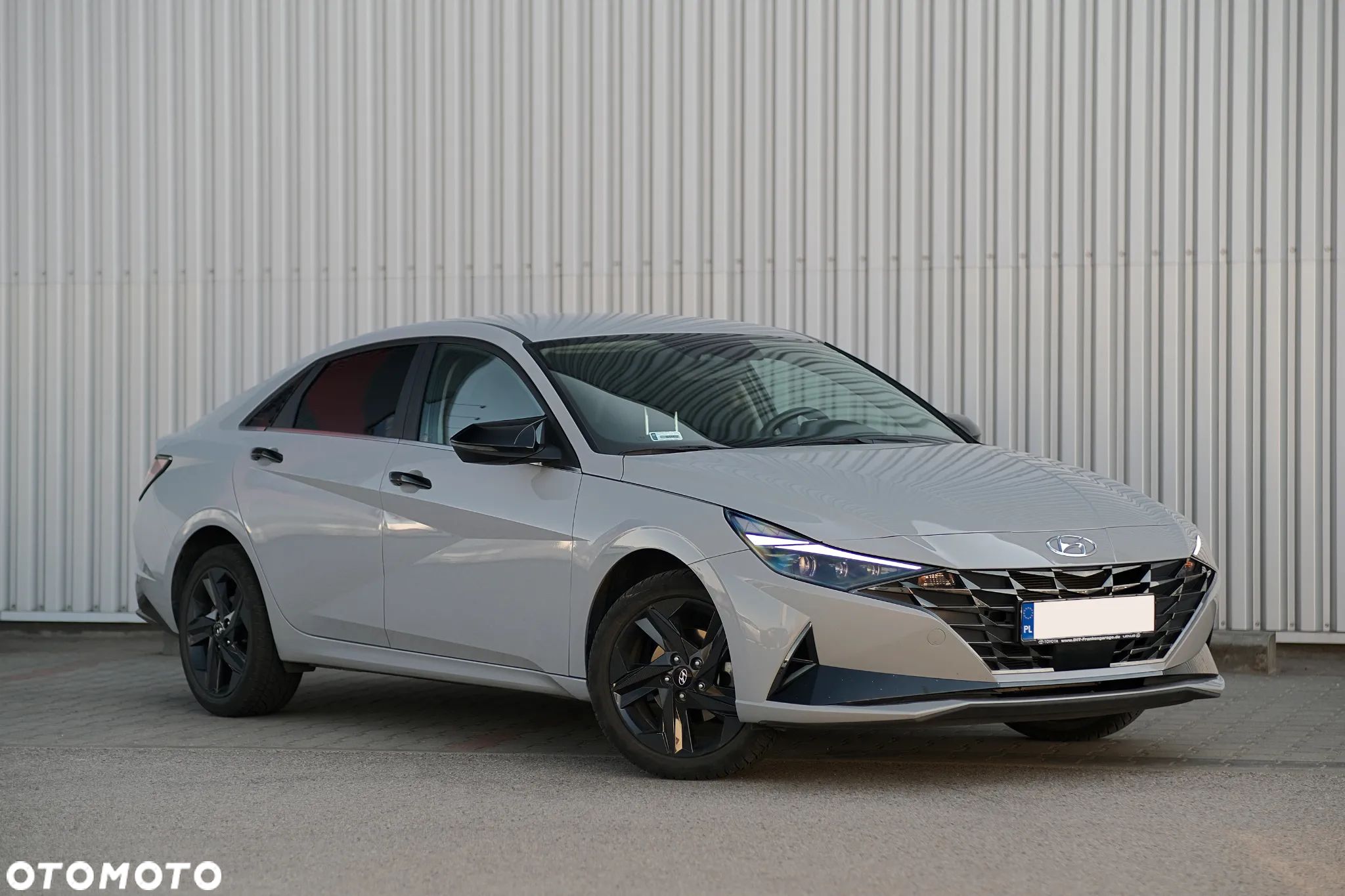 Hyundai Elantra 1.6 Smart CVT - 1