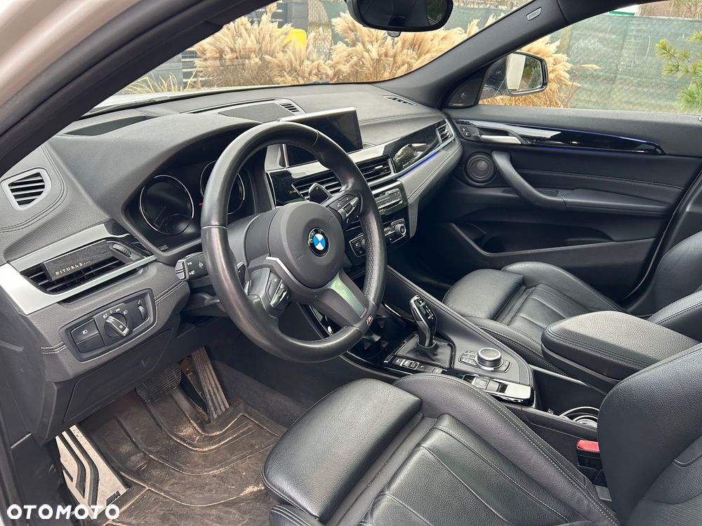 BMW X2 M35i Edition GoldPlay - 11