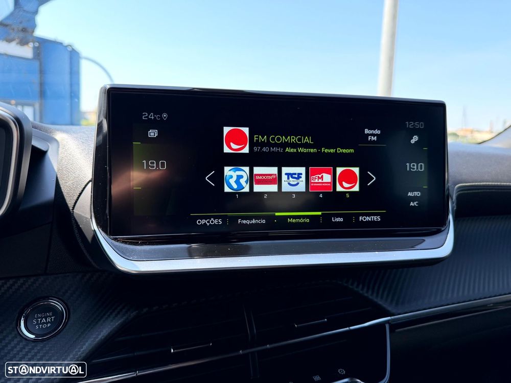 Peugeot 2008 1.5 BlueHDi GT - 32