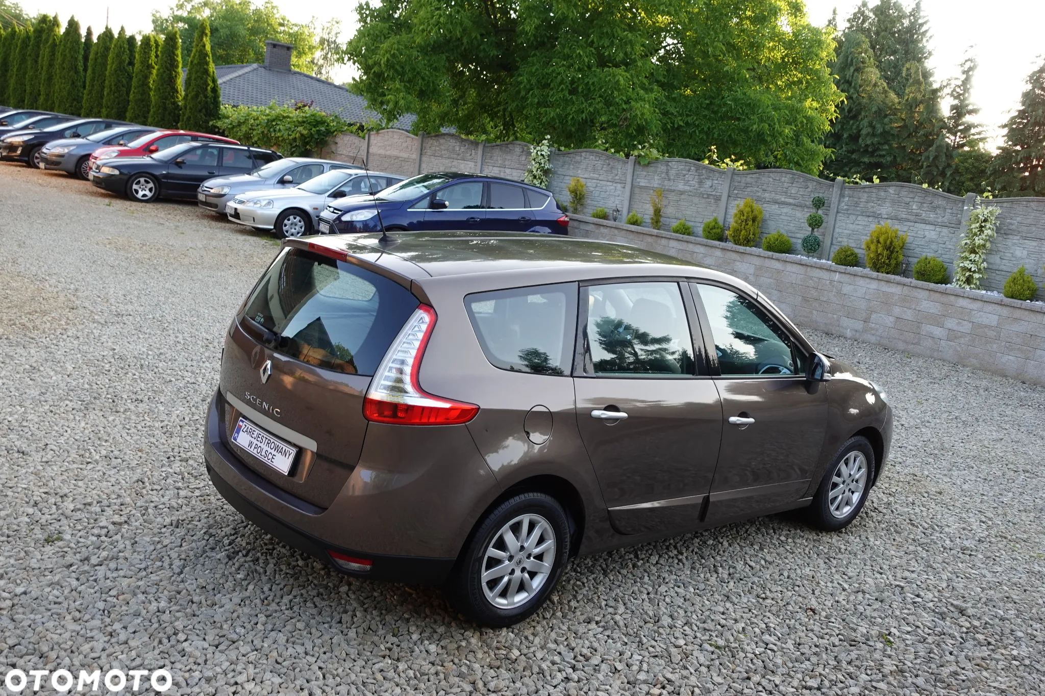 Renault Grand Scenic - 8