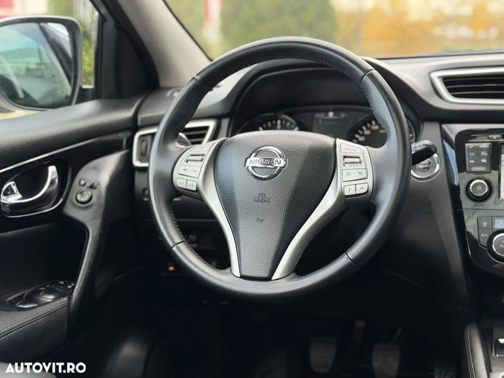 Nissan Qashqai 1.5 DCI TEKNA - 19