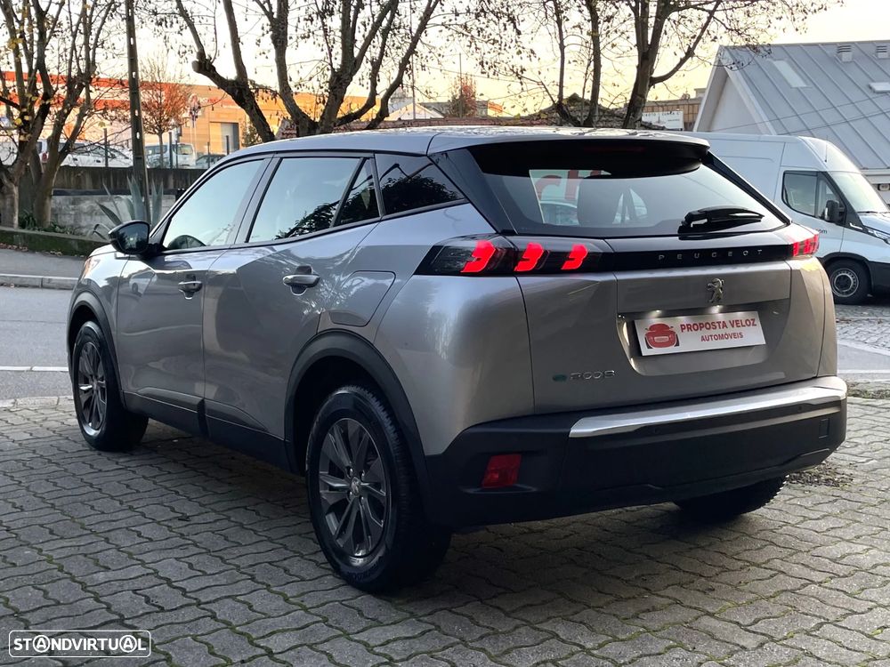 Peugeot e-2008 50 kWh Active Pack - 5