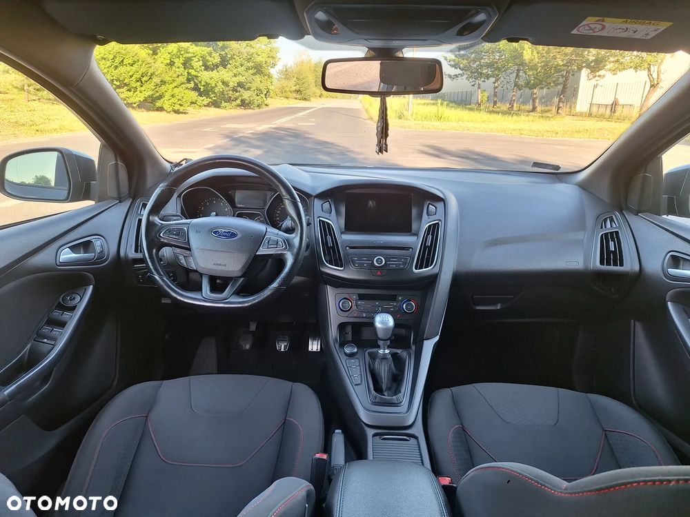 Ford Focus 1.5 EcoBoost ST-Line Red ASS - 9