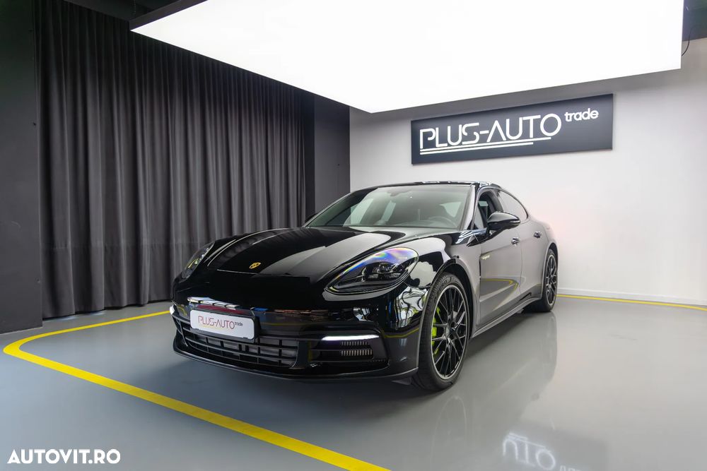 Porsche Panamera - 3