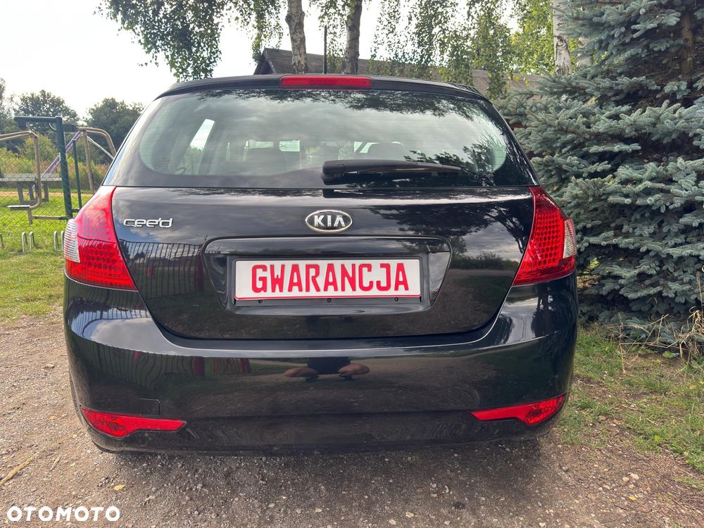 Kia Ceed - 18