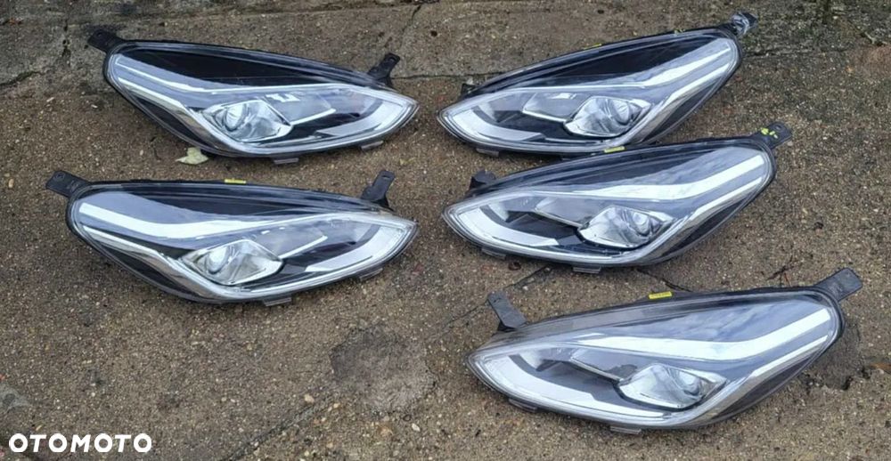 Ford Fiesta Mk8 17r- zderzak maska lampy pas - 6