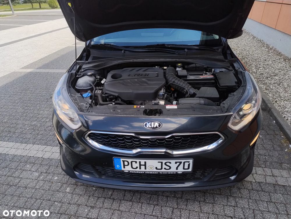 Kia Ceed 1.6 CRDi Platinum Edition - 25