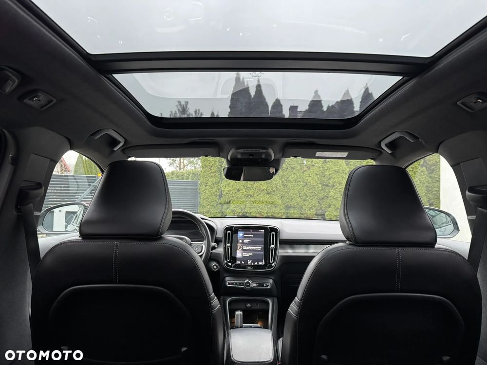 Volvo XC 40 D4 AWD Geartronic R-Design - 2