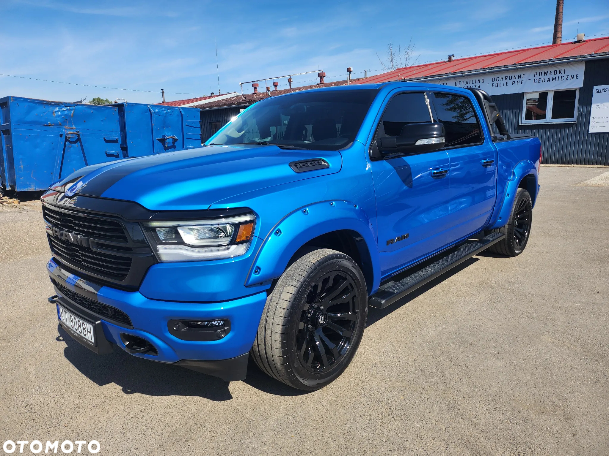 RAM 1500 Crew Cab Laramie - 11