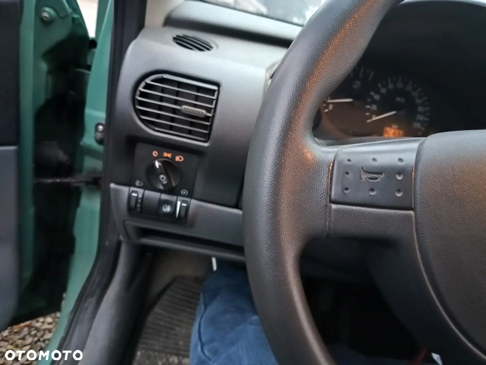 Opel Corsa 1.0 12V Comfort - 11