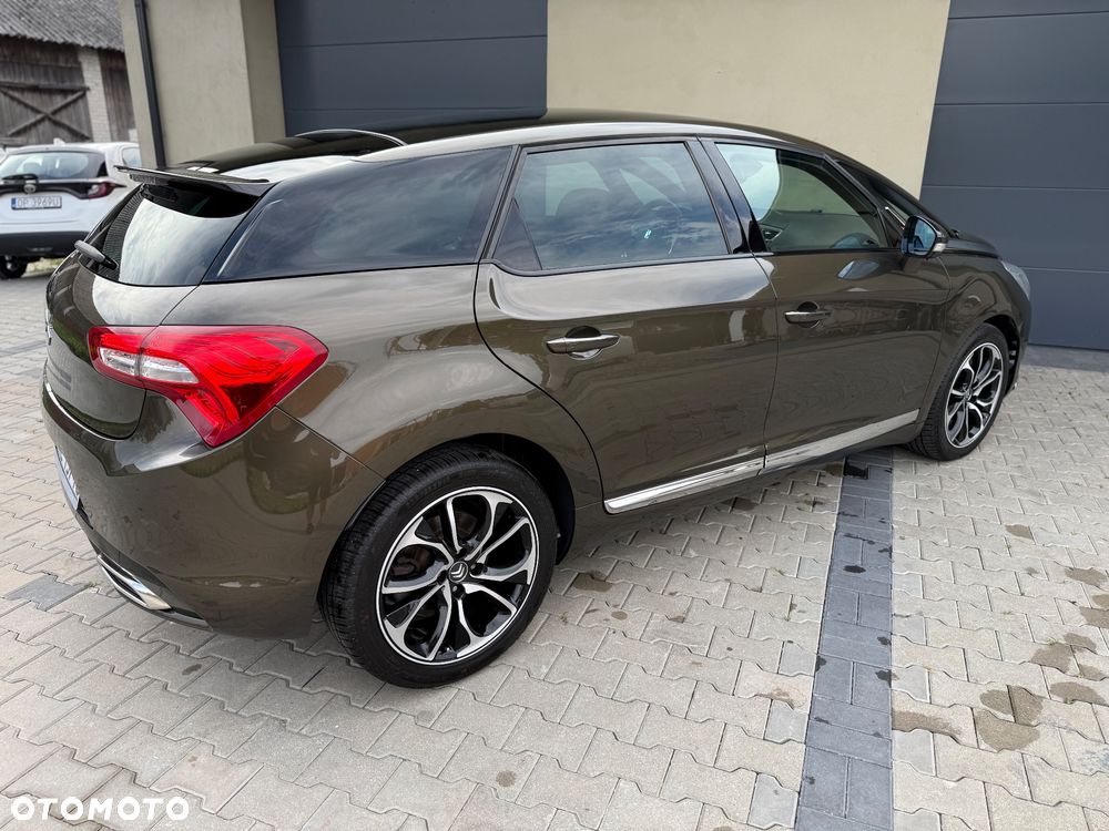 DS Automobiles DS 5 - 8
