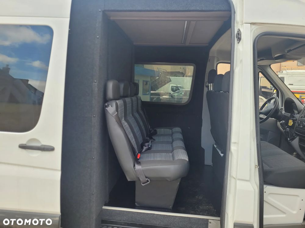 Mercedes-Benz Sprinter - 17