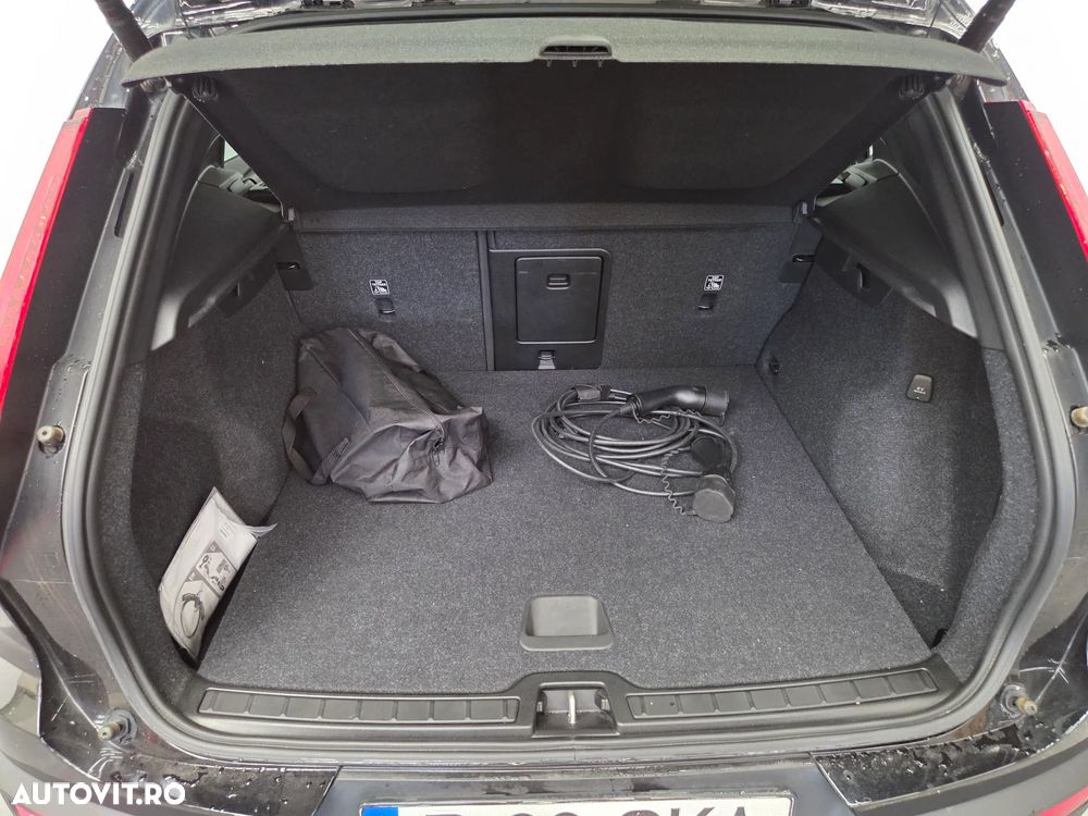Volvo XC 40 Recharge T5 Twin Engine AT7 Inscription - 9