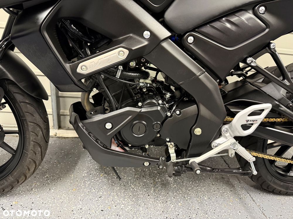 Yamaha MT - 12