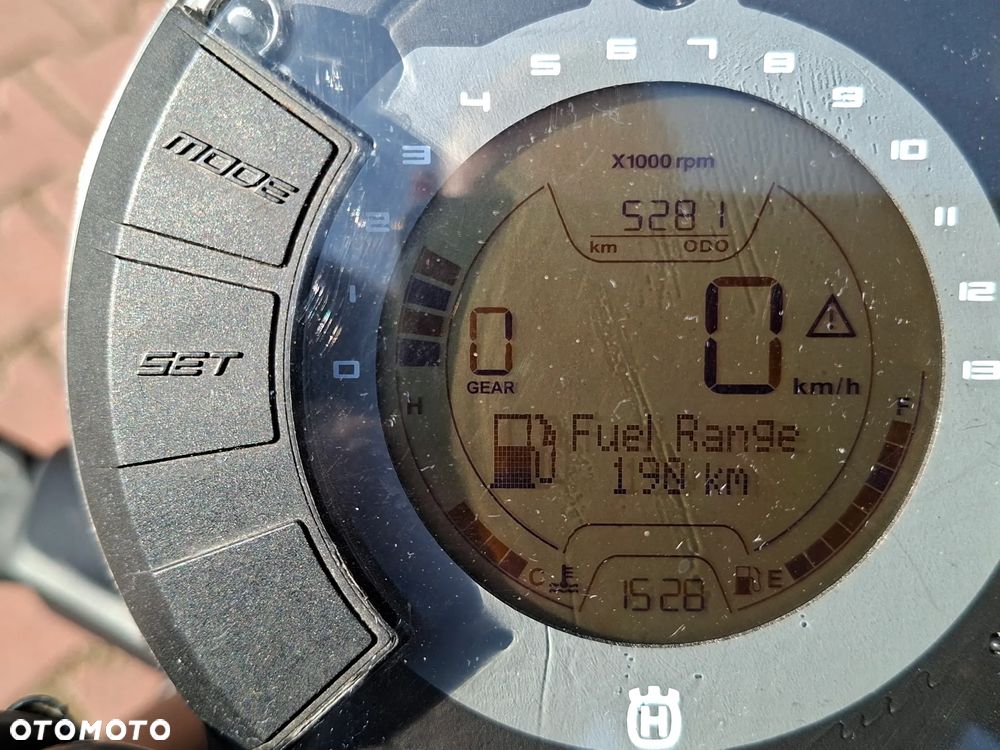 Husqvarna Svartpilen - 6