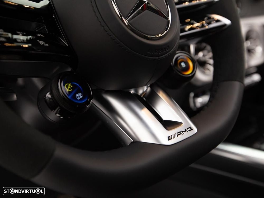 Mercedes-Benz G 63 AMG 4x4 - 19