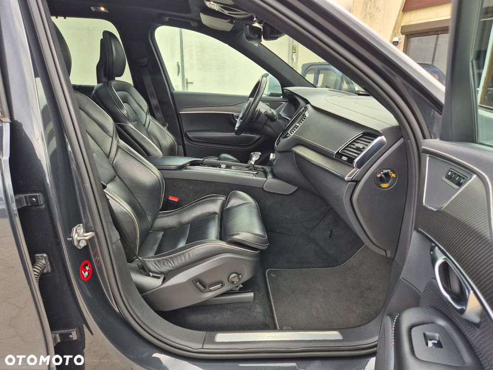 Volvo XC 90 D5 AWD Geartronic RDesign - 21