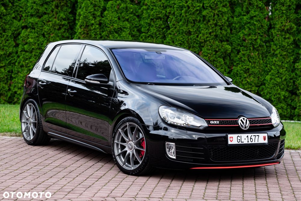 Volkswagen Golf 2.0 GTI - 2