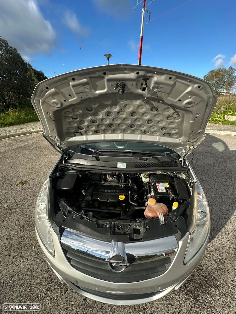 Opel Corsa 1.2 Enjoy - 9