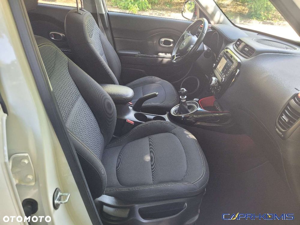 Kia Soul 1.6 CRDI White&Red Edition - 16